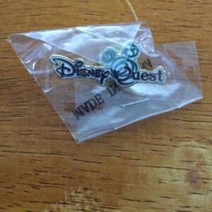 🆕 Disney Quest Collectible Pin #632